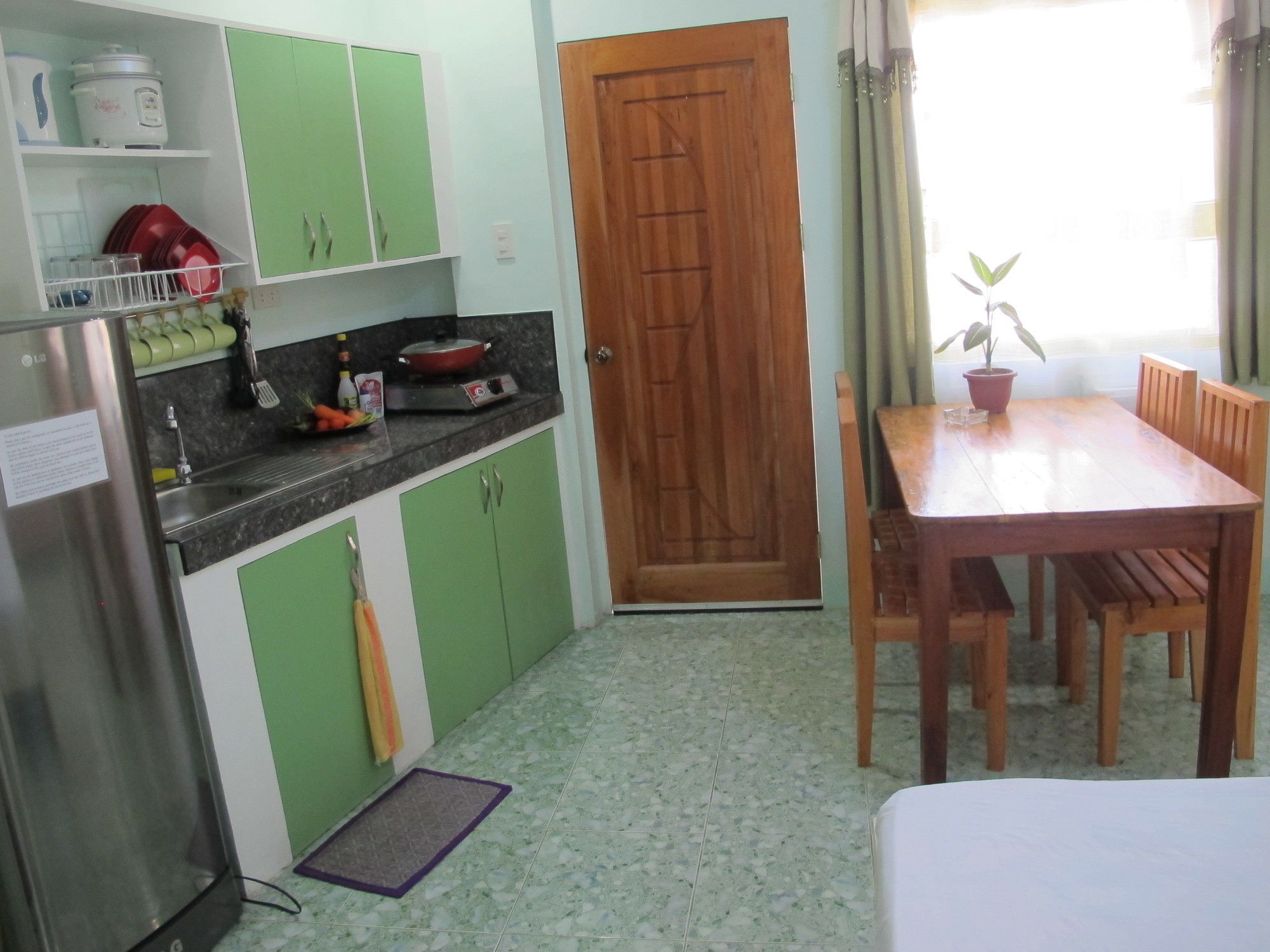 Cool Stay Inn Balabag  Екстериор снимка